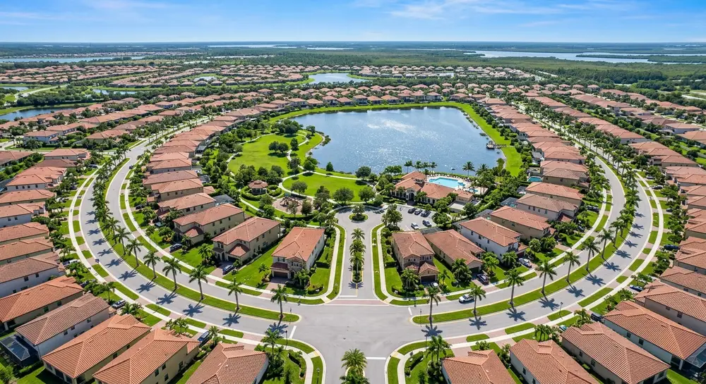 Poinciana, Grande Orlando